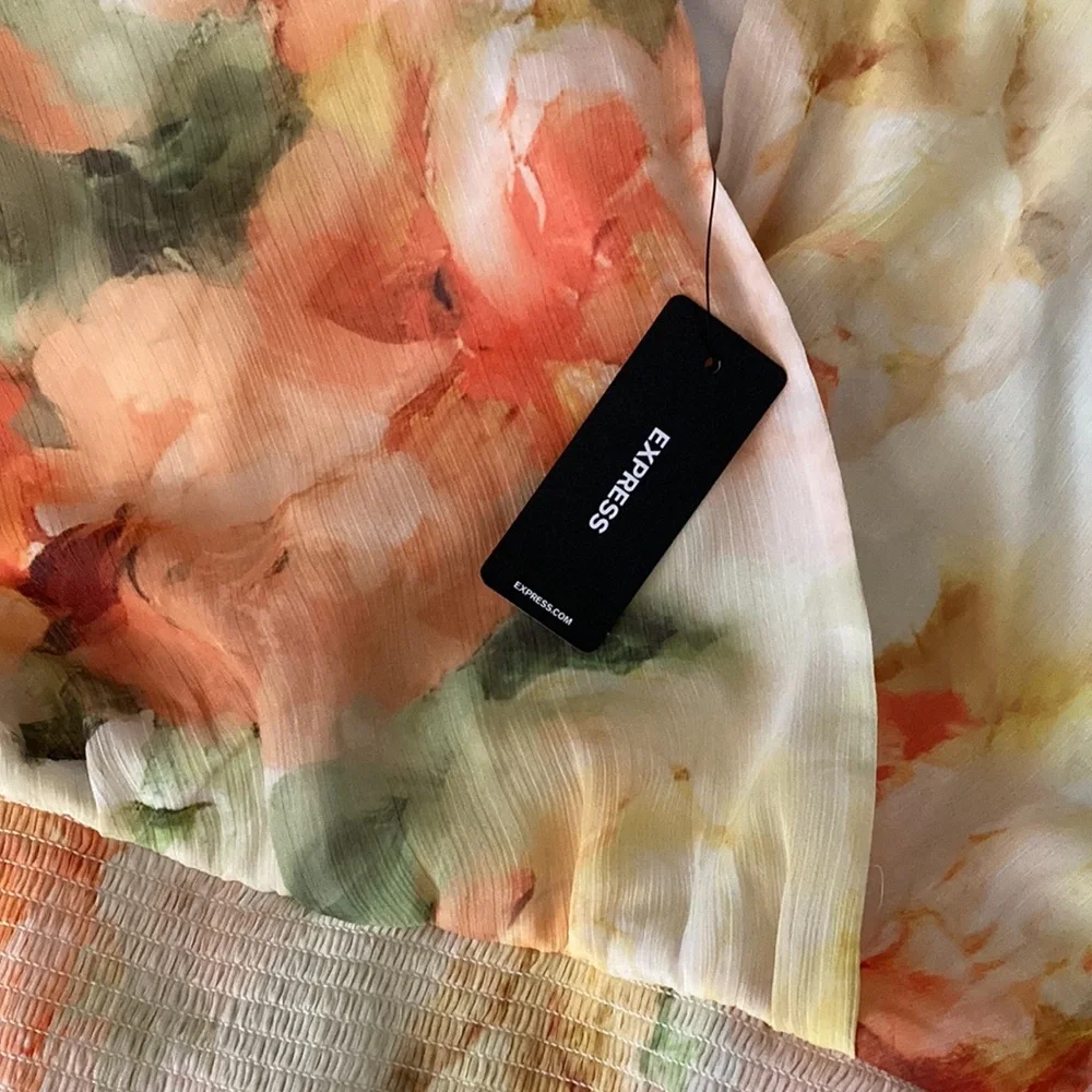 Floral Flutter Sleeve Maxi Dress NWT - Picture 10 of 13